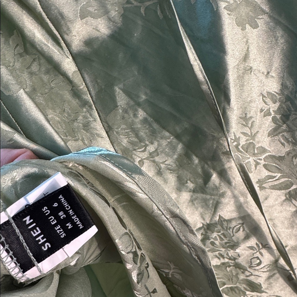 Shein Sage Green Floral Satin Jacquard Cowl Neck Open Back‎ Mini Dress Size M - Picture 3 of 3